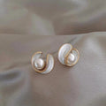 Classic Oro Perla Orecchini a Lobo