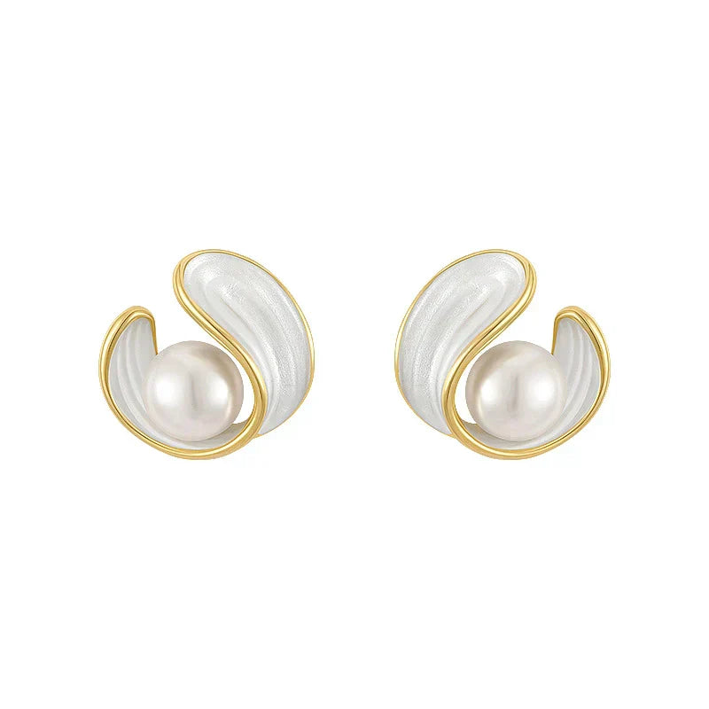 Oro Swirl Perla Orecchini a Lobo