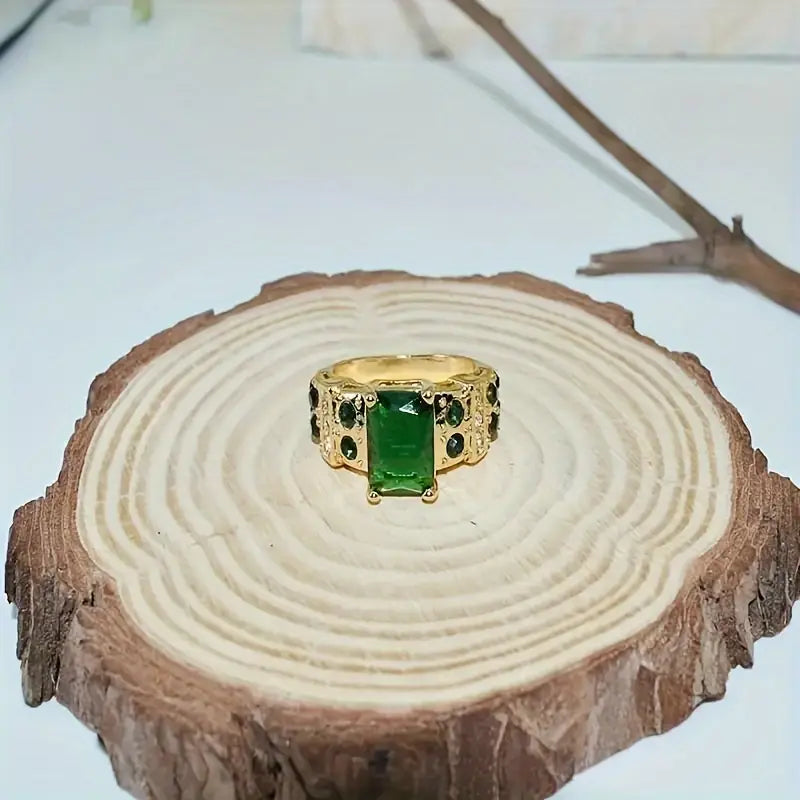 Averine Virdara Anello | Oro