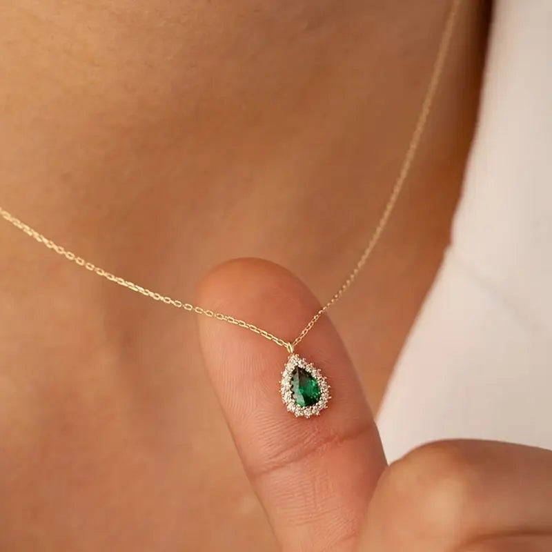 Oro Smeraldo Teardrop Collana