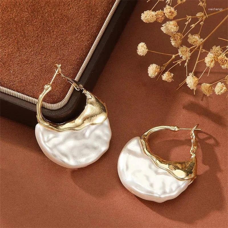 Celestial Perla Crescent Orecchini