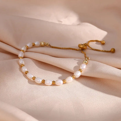Elegant Perla and Oro Bracciale