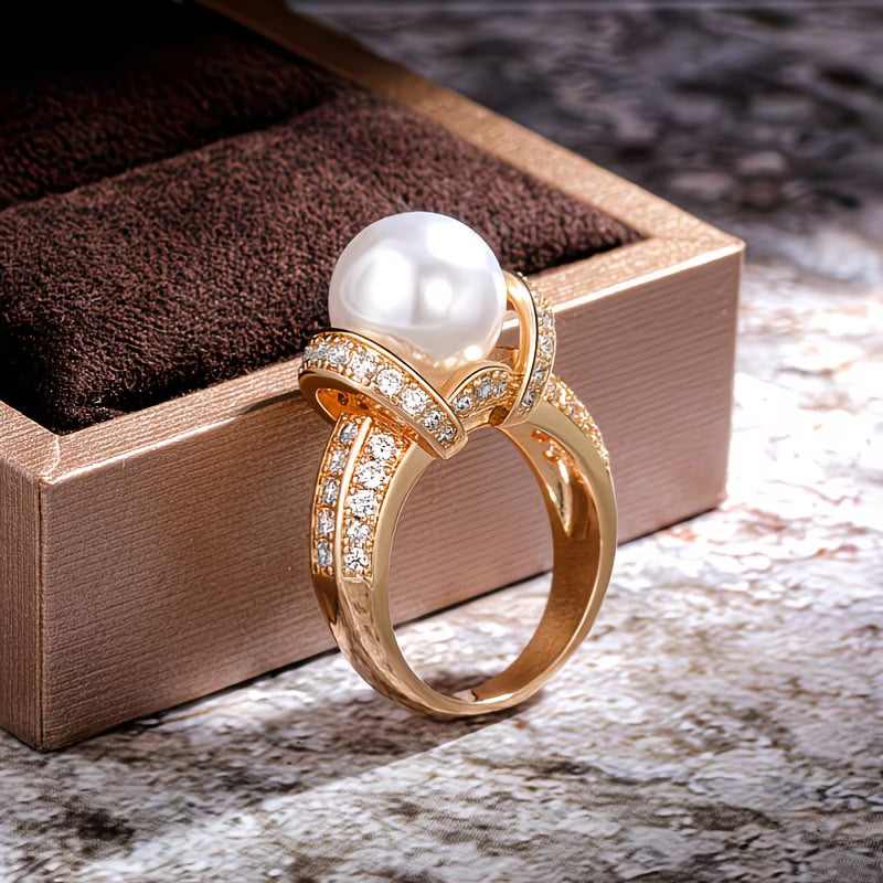 The Crown Anello di Perle