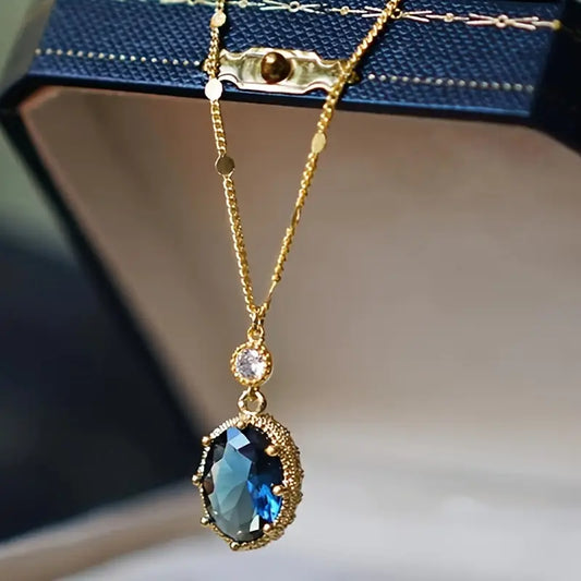 Thessia Lunebray Collana | Oro
