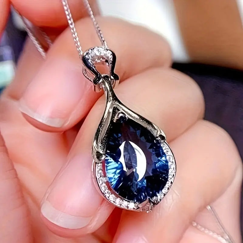 Argento Zaffiro Teardrop Collana