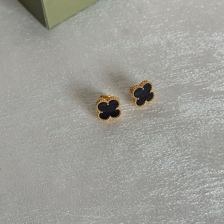 Clover Orecchini Black