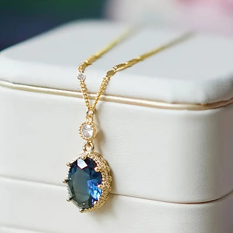 Oro Zaffiro Oval Drop Collana