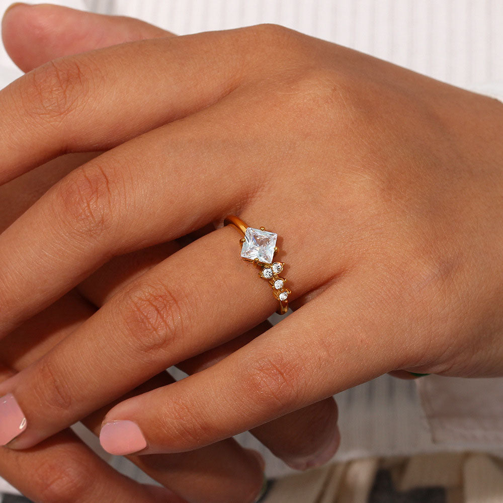 Alaia Diamante Anello