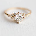 Oro Square Solitaire Anello