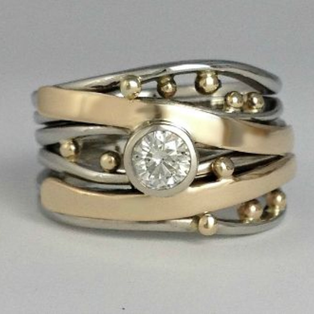 Argento and Oro Bezel Wrap Anello