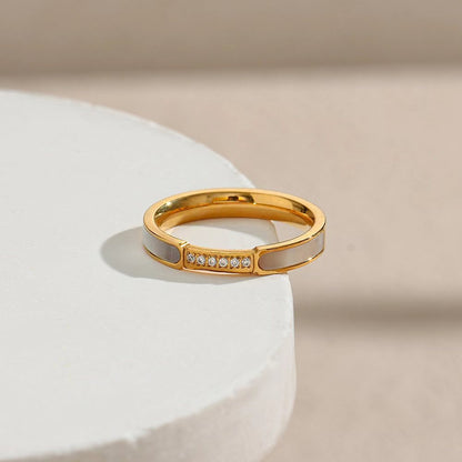 Gabrielle Diamante Simulant Oro Anello