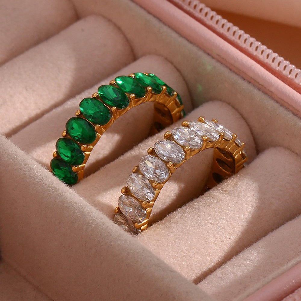 Antoinette Diamante Simulant Oro Anello