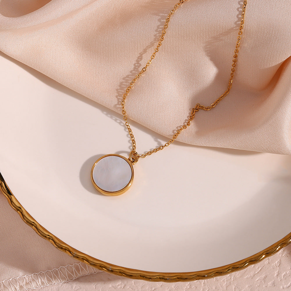 Evangeline Lunar Oro Collana