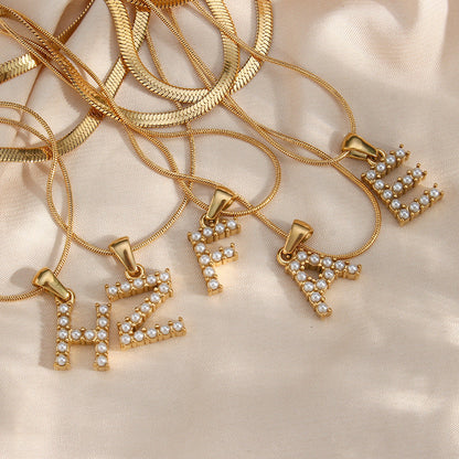 Fiona Layered Oro Initial Letter Collana