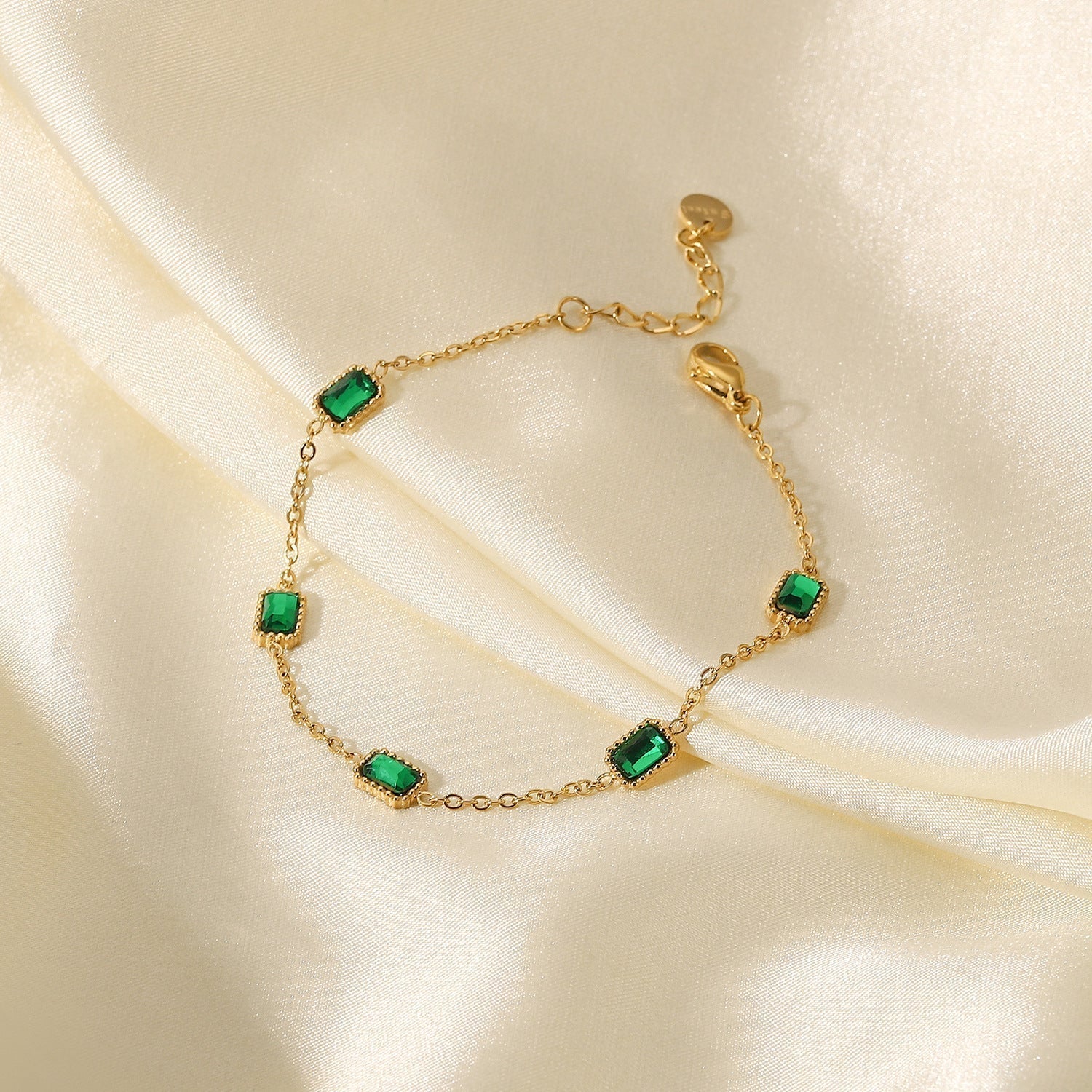 Erin Green Bracciale