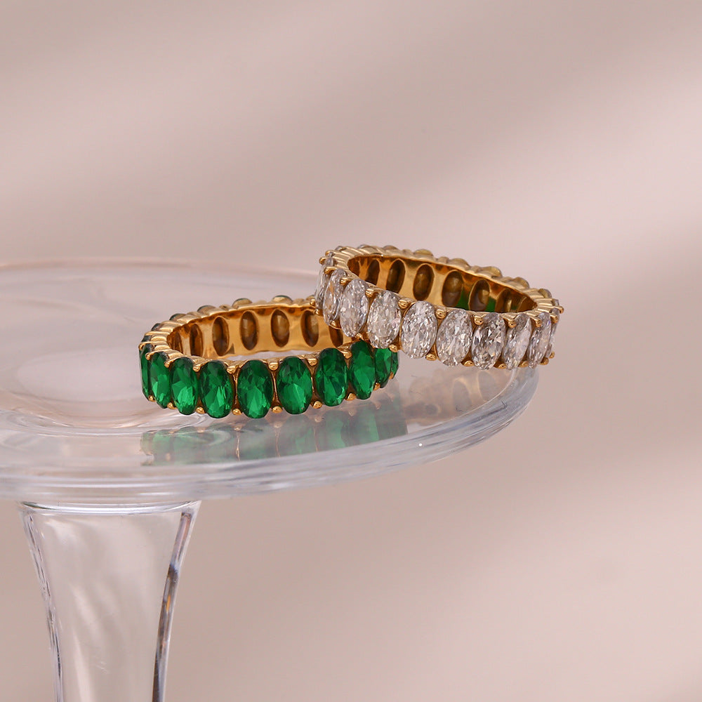 Antoinette Diamante Simulant Oro Anello
