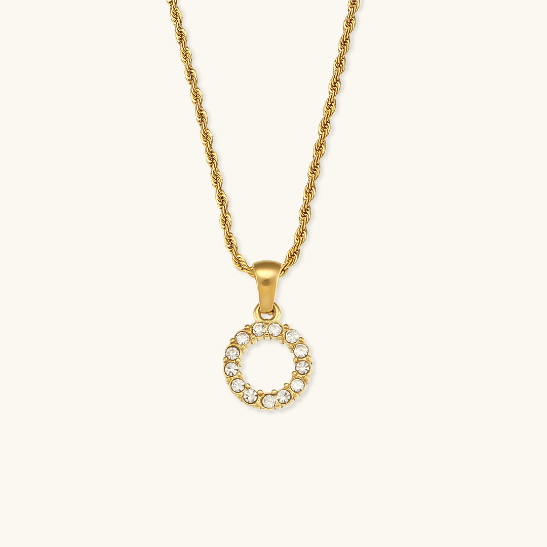 Maeve Letter Initial Diamante Collana