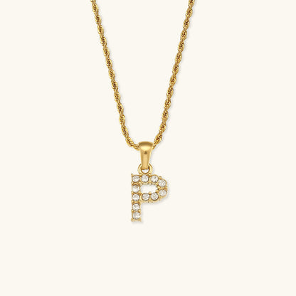 Maeve Letter Initial Diamante Collana
