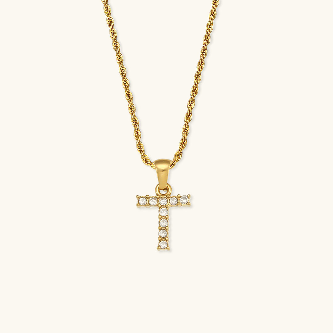 Maeve Letter Initial Diamante Collana