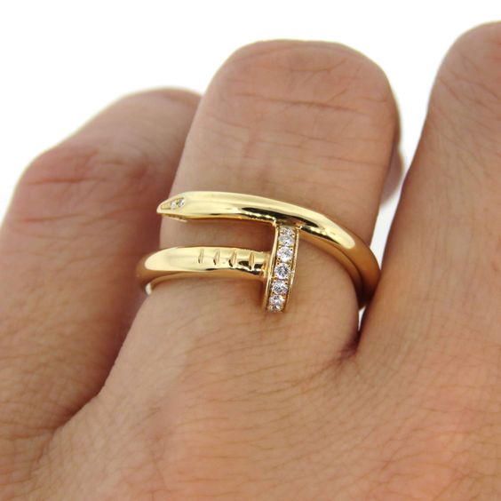 Deluxe Anello