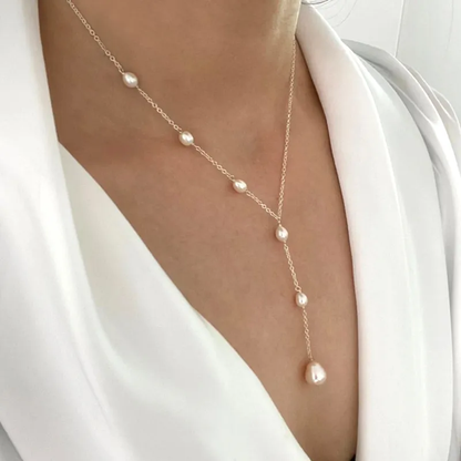 Cascading Perla Lariat Collana