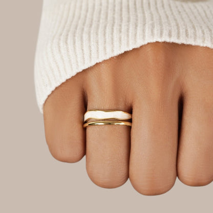 Oro Sculptural Wrap Anello