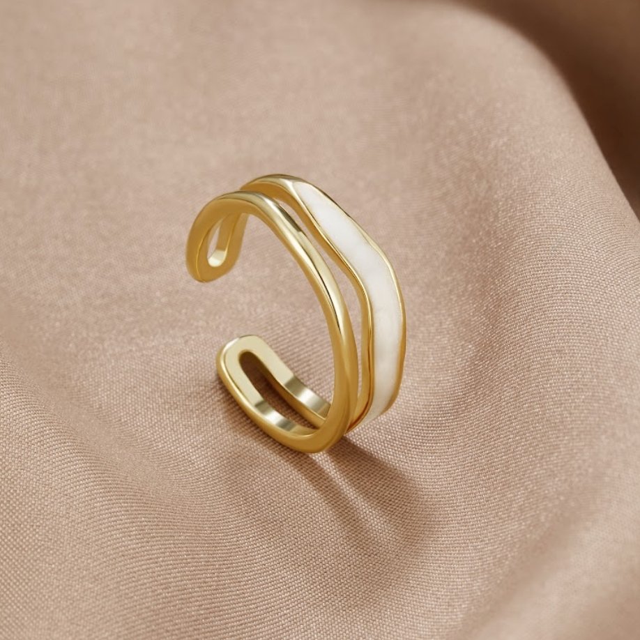 Oro Sculptural Wrap Anello