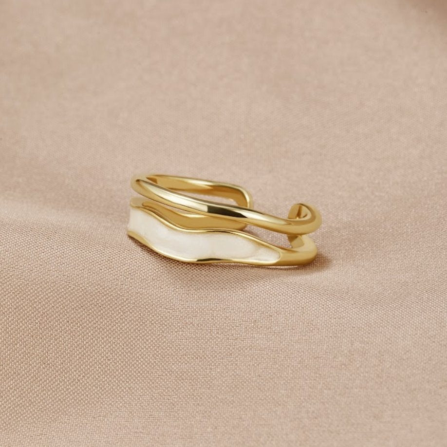 Oro Sculptural Wrap Anello
