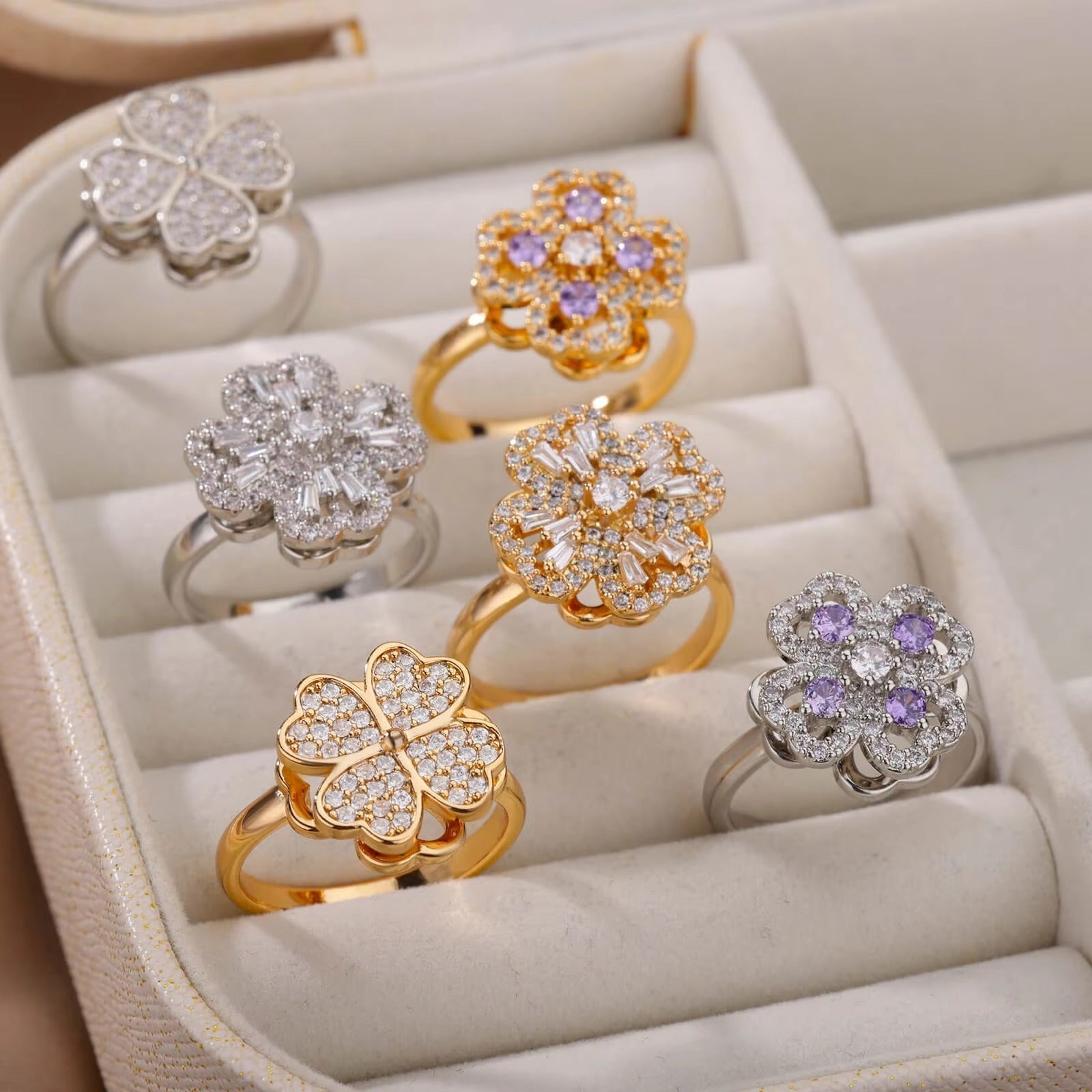 Clover Anello