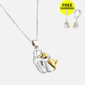 Wynter™ - Hug Pendant with Matching Orecchini