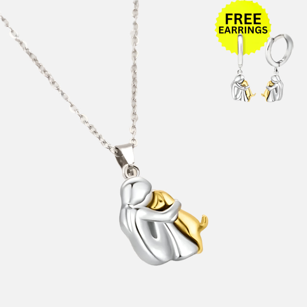 Wynter™ - Hug Pendant with Matching Orecchini