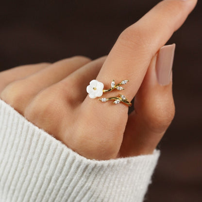 Oro Floral and Leaf Open Anello