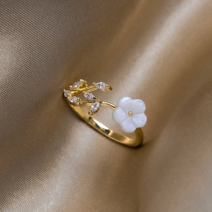 Oro Floral and Leaf Open Anello